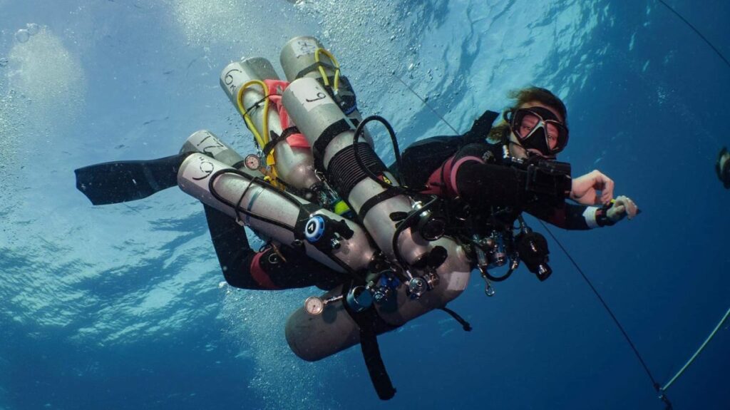 PADI Womens dive day with Scuba dive Online. Online learning.