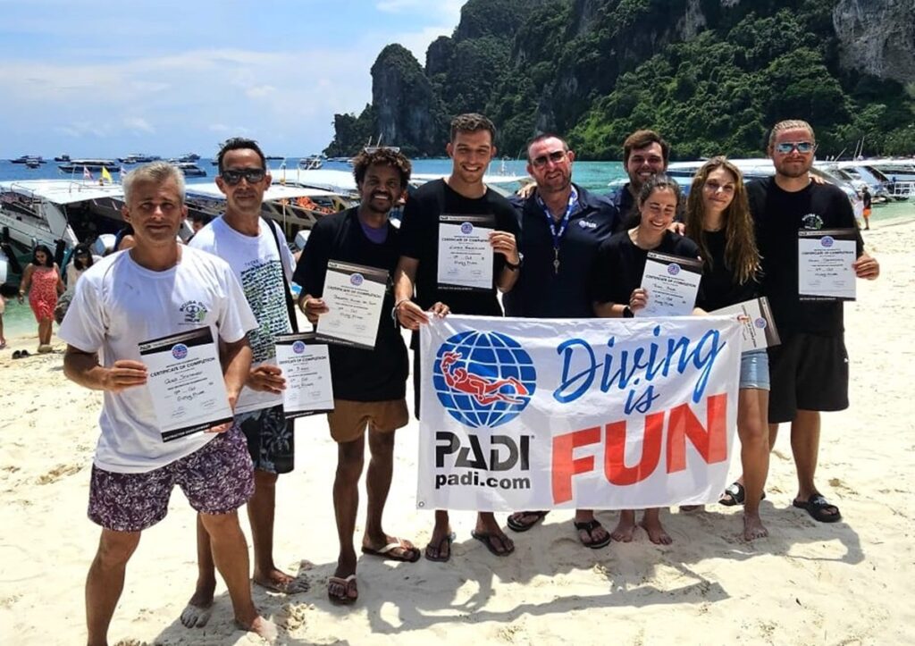 PADI IDC in Phi Phi. With PKT diving and Scuba Dive Online.