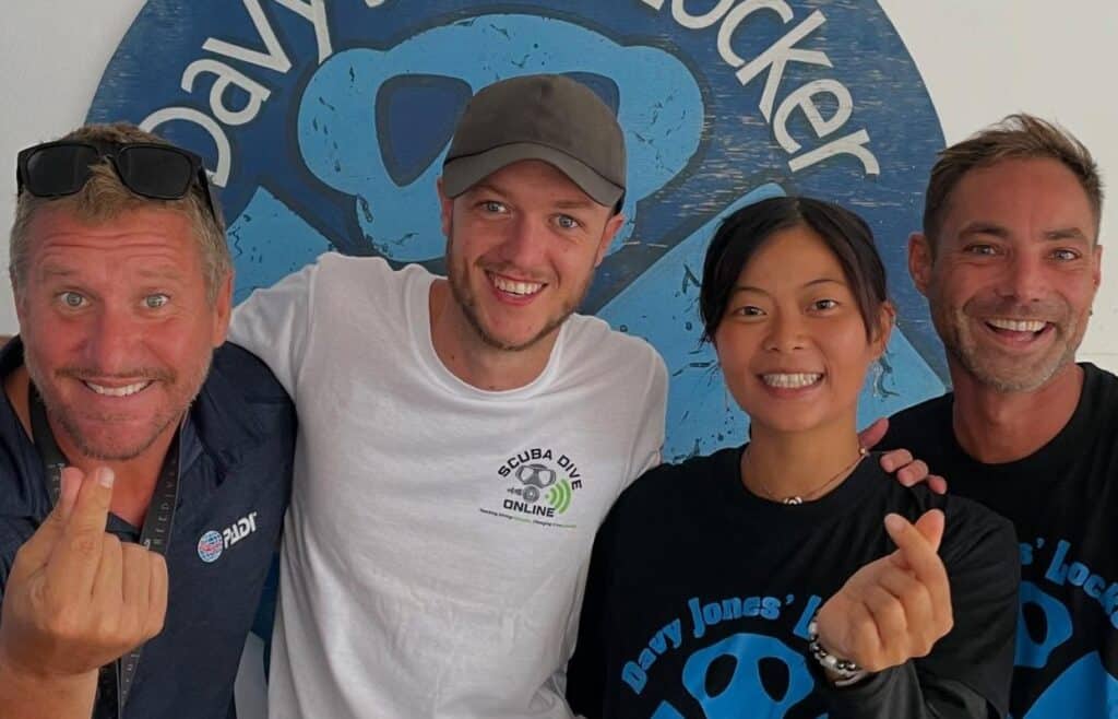 PADI IDC on Koh Tao at DJL diving. With Scuba Dive Online.