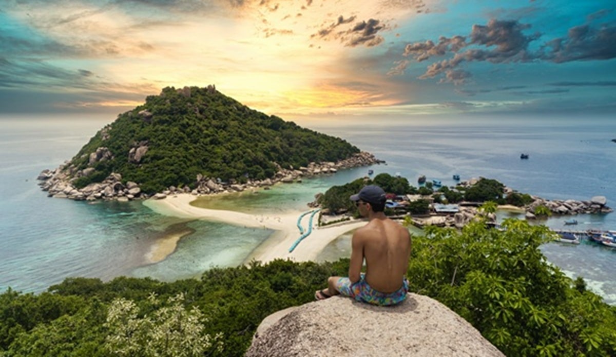 PADI IDC on Koh Tao. Koh Nang Yuan. With Scuba Dive Online.