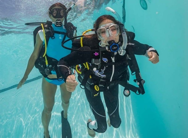 PADI Adaptive Techniques specialty. With Scuba Dive Online and Assava.