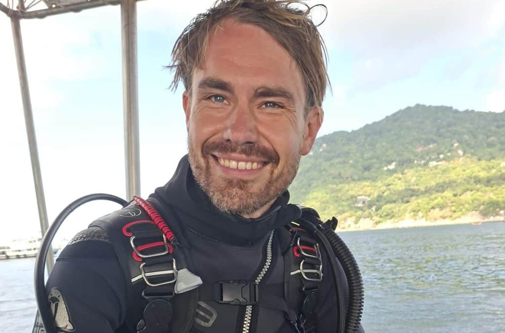 Will I get work as a PADI Instructor. PADI IDC