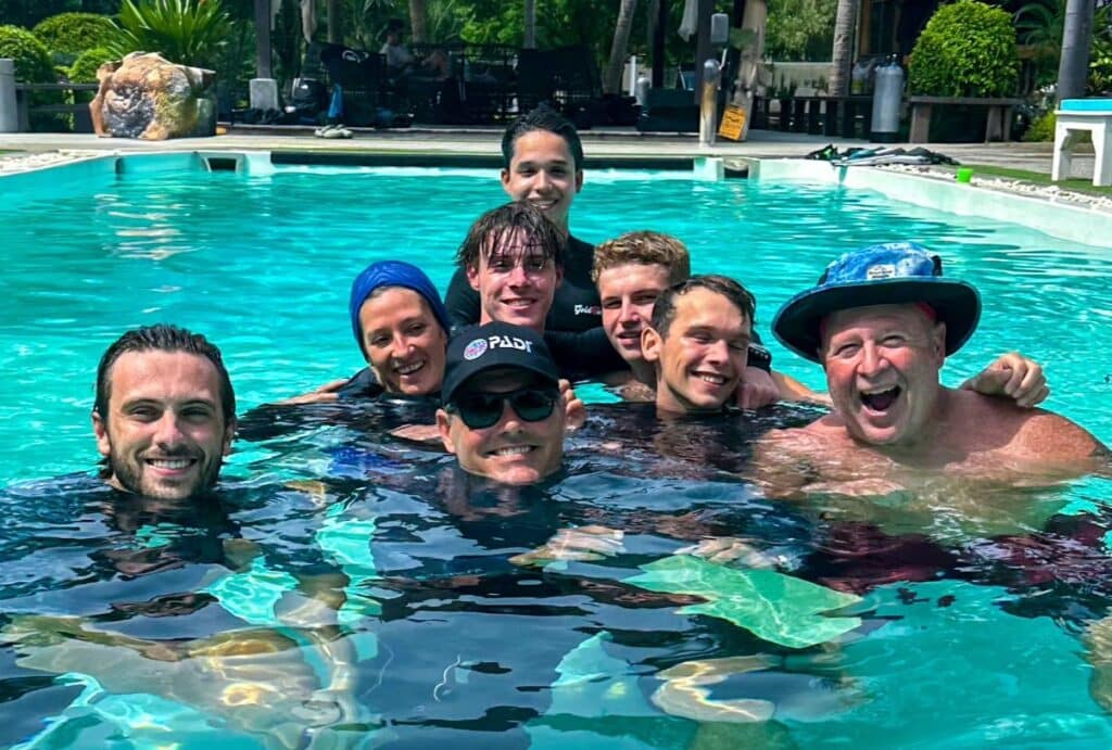 PADI IDC on Koh Tao. Assava and Scuba Dive Online